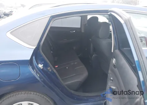 2017 Nissan Sentra S z USA, uszkodzony, nr VIN 3N1AB7AP7HY275646